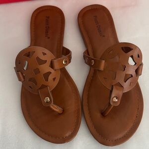 Pierre Dumas Sandals